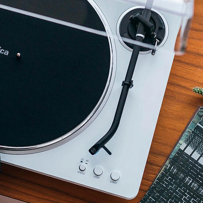 Turntable Audio-Technica AT-LP70XBT WS White/Silver - img.4