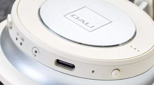 Wireless Headphones Dali IO-4 Chalk White - img.2