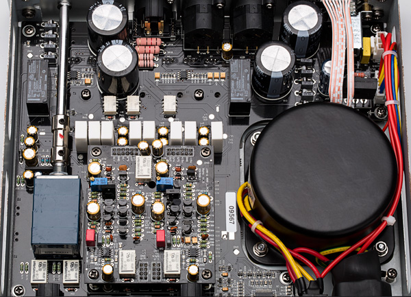 Headphone Amplifier Cayin iHA-6 - img.9