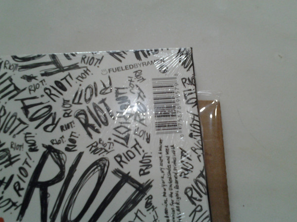 Vinyl Record Paramore - Riot! - img.1