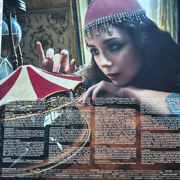 Vinyl Record Laufey – A Matter Of Time LP - img.4