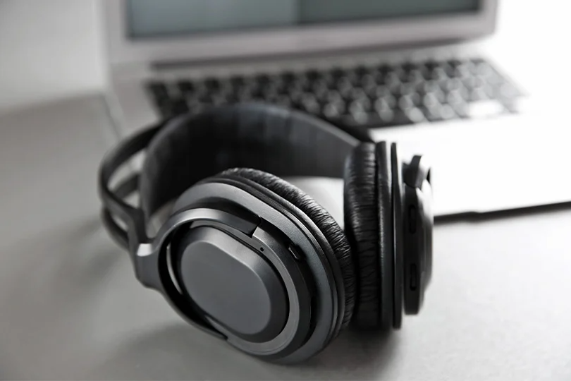 How to Choose the Perfect PC Headphones: The Ultimate Guide