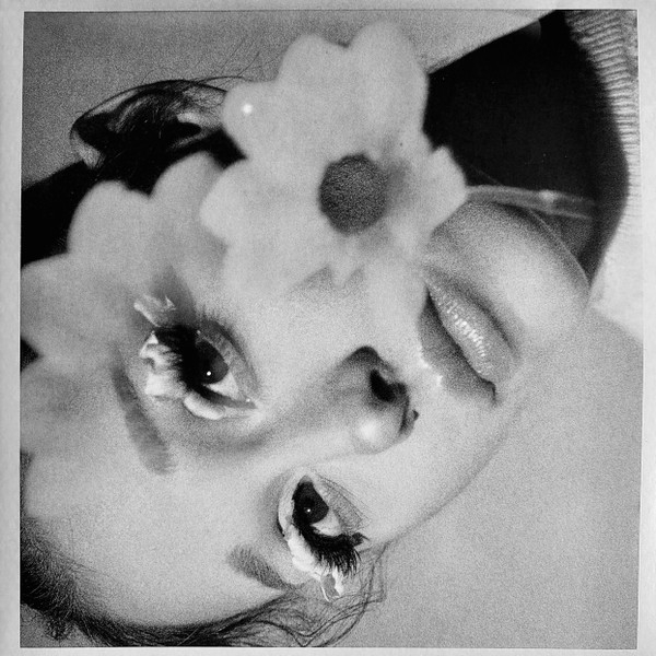 Vinyl Record Ariana Grande - Petal (Opaque Gray (Gray Skies), Alternate Cover) LP - img.0