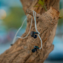 Headphones Campfire Audio Fathom Black