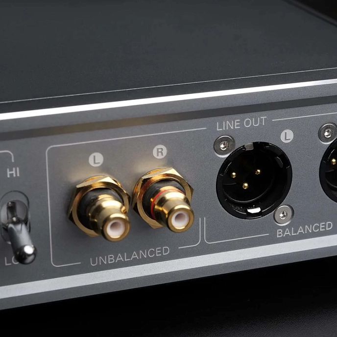 Headphone Amplifiers and DACs Warwick Acoustics Aperio Amplifier Golden Sound - img.22