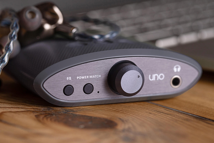 Headphone amplifier with DAC iFi Audio Uno - img.5