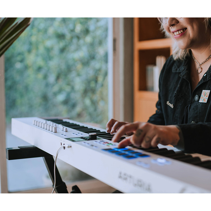 MIDI Keyboard Arturia KeyLab Essential 88 mk3 White - img.6