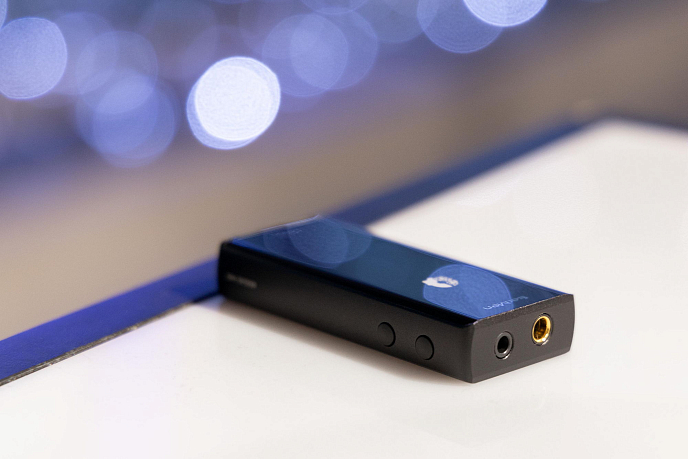 Headphone amplifier with DAC Earmen Colibri - img.9