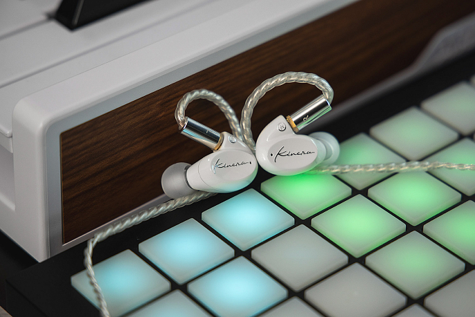IEMs headphones Kinera Sif White - img.1