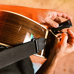 Audio adapter Bose Wireless Instrument Transmitter 1/4" Black