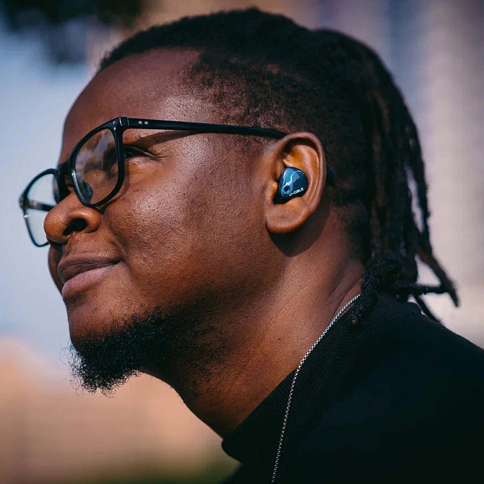 Wireless Headphones Noble Audio FoKus Mystique Blue Black - img.1