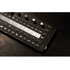 Synthesizer Teenage Engineering OP-XY Black