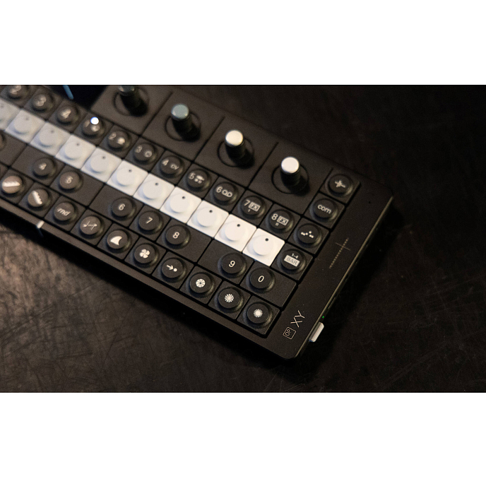 Synthesizer Teenage Engineering OP-XY Black - img.3