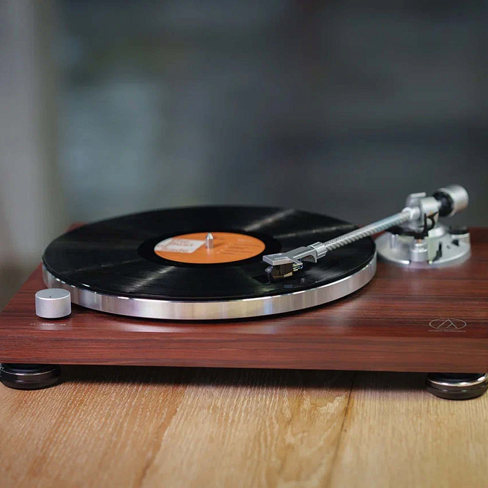 Turntable Audio-Technica AT-LPW50BT-RW - img.1