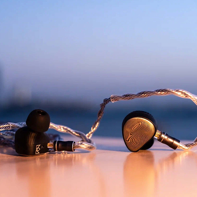 IEMs headphones Noble Audio Viking Ragnar - img.5