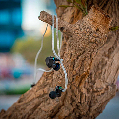 Headphones Campfire Audio Fathom Black