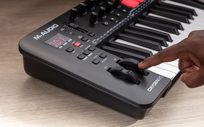 MIDI Keyboard M-Audio Oxygen 25 MKV - img.10