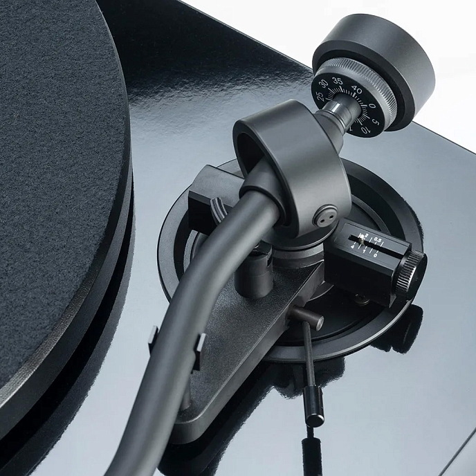 Turntable Pro-Ject Debut S Phono High Gloss Black - img.1