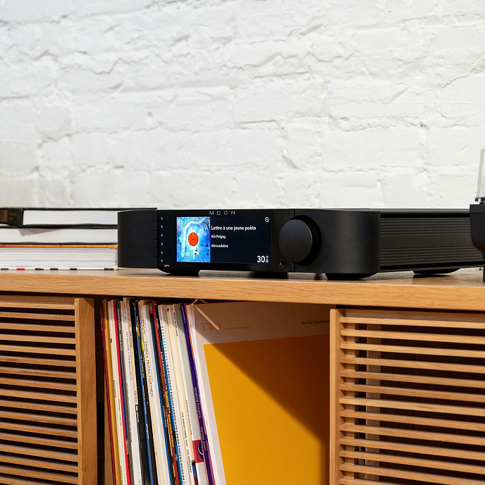 Integrated amplifier Moon by Simaudio 371 Black - img.4