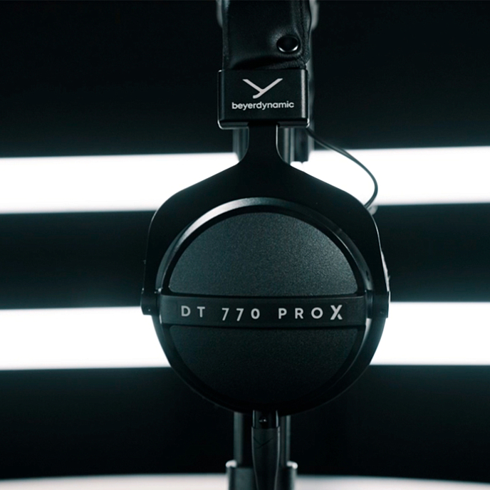 Monitor headphones Beyerdynamic DT 770 PRO X - img.3