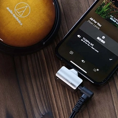 Headphone amplifier with DAC ddHiFi TC35Pro M2 Lightning