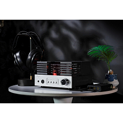 Headphone Amplifier Cayin HA-1A MK3 Silver