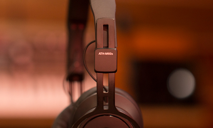 On-ear headphones Audio-Technica ATH-M60x - img.11