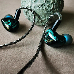 In-ear headphones Queen Of Audio Vesper Green