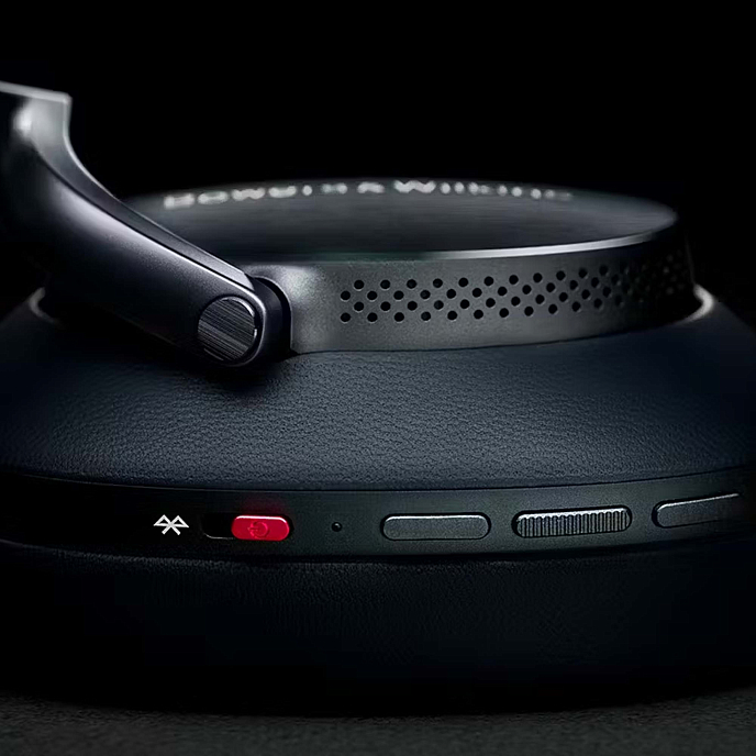 Wireless Headphones Bowers & Wilkins PX 8 007 Edition Midnight Blue - img.5