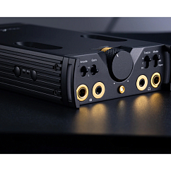 Headphone Amplifier Cayin C9ii Black