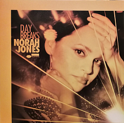 Vinyl Record Norah Jones – Day Breaks - LP