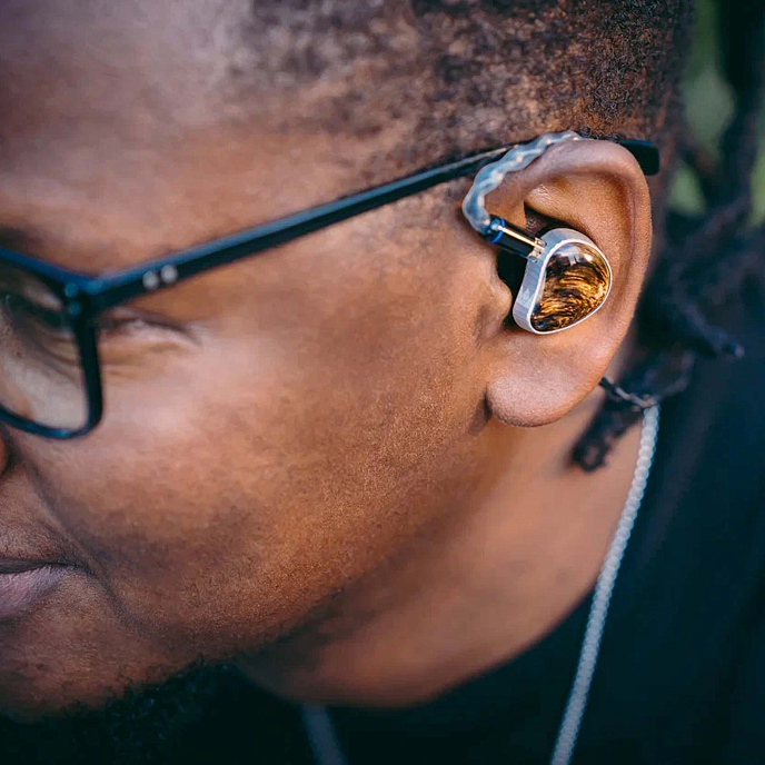IEMs headphones Noble Audio Sultan - img.6