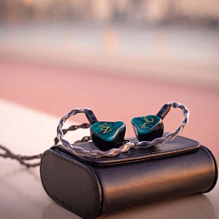 IEMs headphones Noble Audio Jade Green