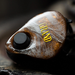 In-ear headphones FATfreq Grand Maestro Universal Brown