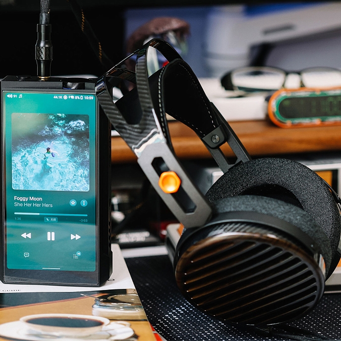 Over-ear headphones FiiO FT7 Black - img.11