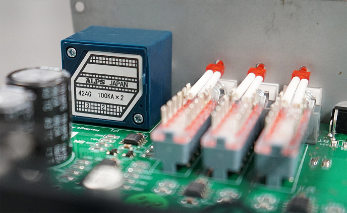 Headphone Amplifier Heritage Audio O.H.M Amp Black Blue - img.6