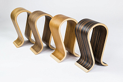 Headphone stand Sieveking Omega Walnut