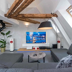 Central Channel Amphion Argon5C Walnut