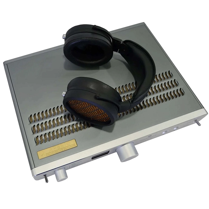 Headphone Amplifiers and DACs Warwick Acoustics Aperio Amplifier Golden Sound - img.7