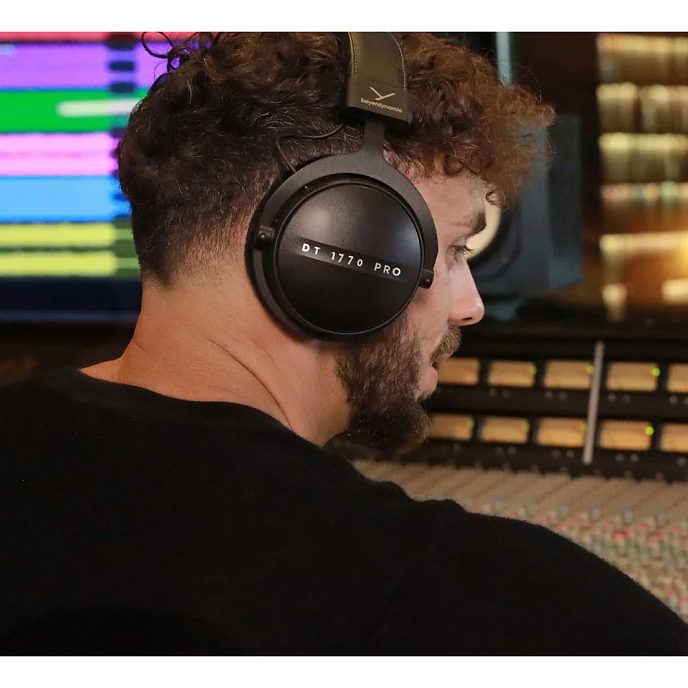 Over-ear headphones Beyerdynamic DT 1770 PRO MKII 30 Ohms - img.3