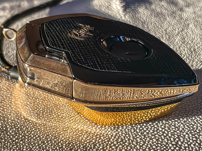 Battery charger T10 Bespoke ICS Pocket Charging Base - img.1