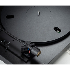 Turntable Pro-Ject A1.2 (OM 10 Uni) Black