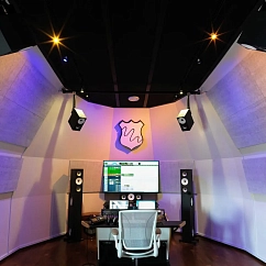 Power Amp Amphion Amp400.8