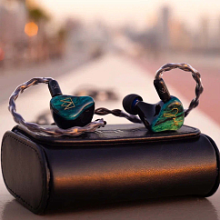 IEMs headphones Noble Audio Jade Green