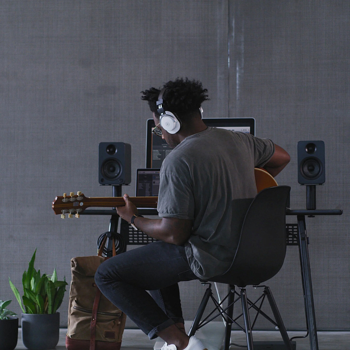 Bookshelf speakers Kanto YU4 Matte Black - img.4