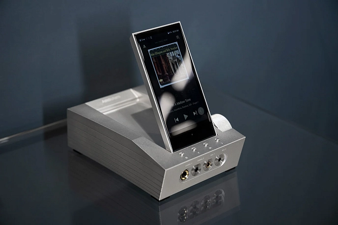 Headphone Amplifiers and DACs Astell&Kern Acro CA1000 - img.1