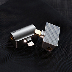 Headphone amplifier with DAC ddHiFi TC44CPro Lightning