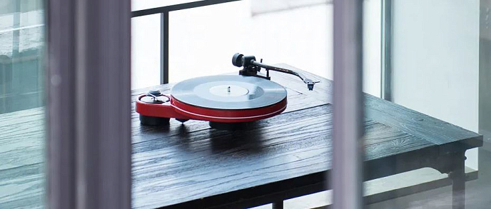 Turntable Pro-Ject RPM 3 Carbon 2M-Silver Red - img.5