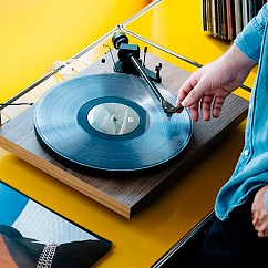 Turntable Pro-Ject Debut EVO 2 (PICK IT MM EVO) Walnut