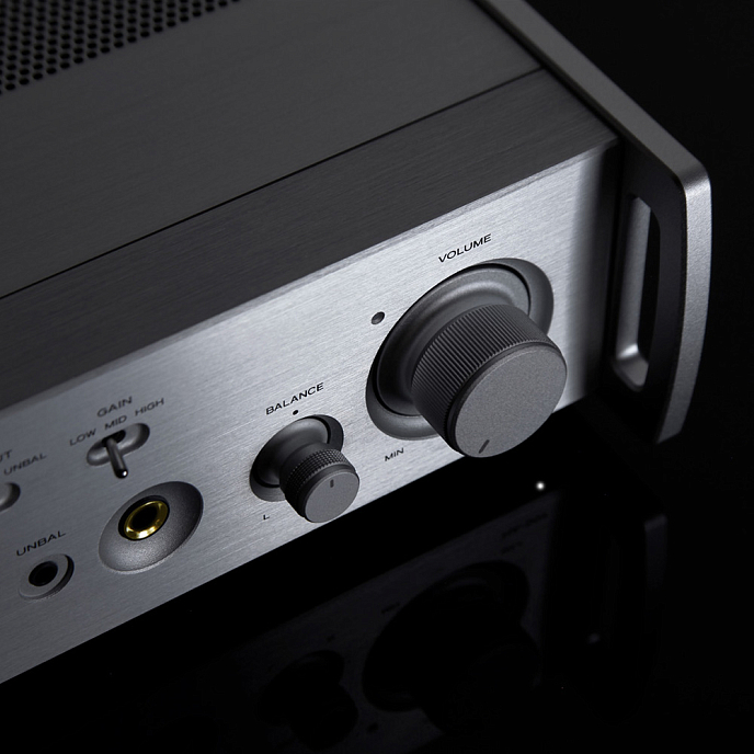 Headphone Amplifier TEAC HA-507 Silver - img.8